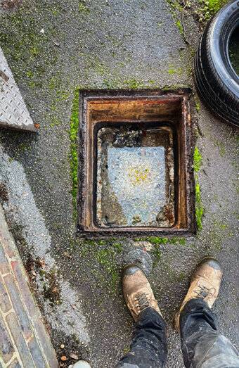 https://blockeddrainsbrentwood.com.au/uploads/2025/07/hero-blocked-sewers-23761.jpg